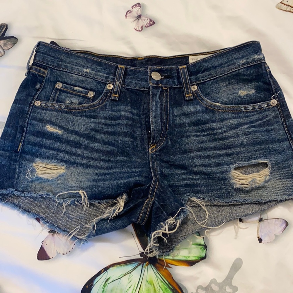 Rag and bone size 26 jean shorts great condition